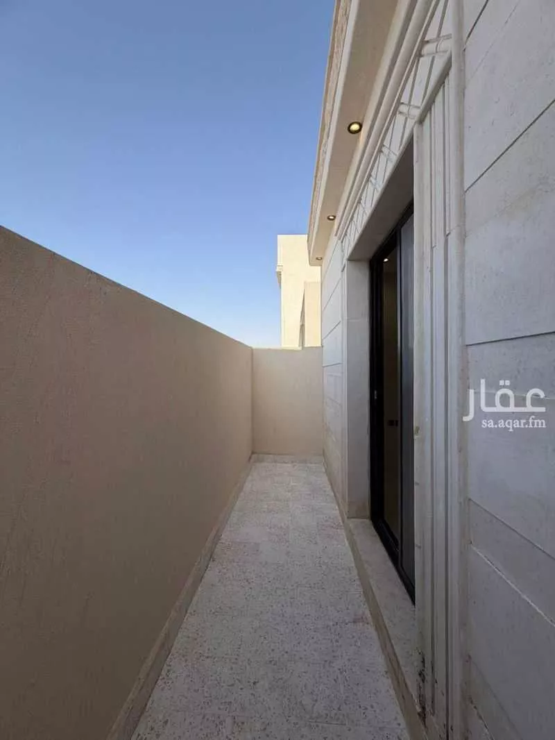 3 bedroom floor in Al Qadisiyah 2
