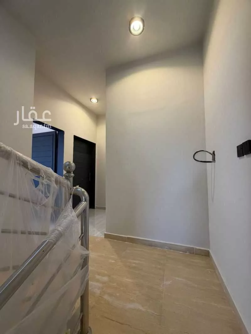 3 bedroom floor in Al Qadisiyah 9