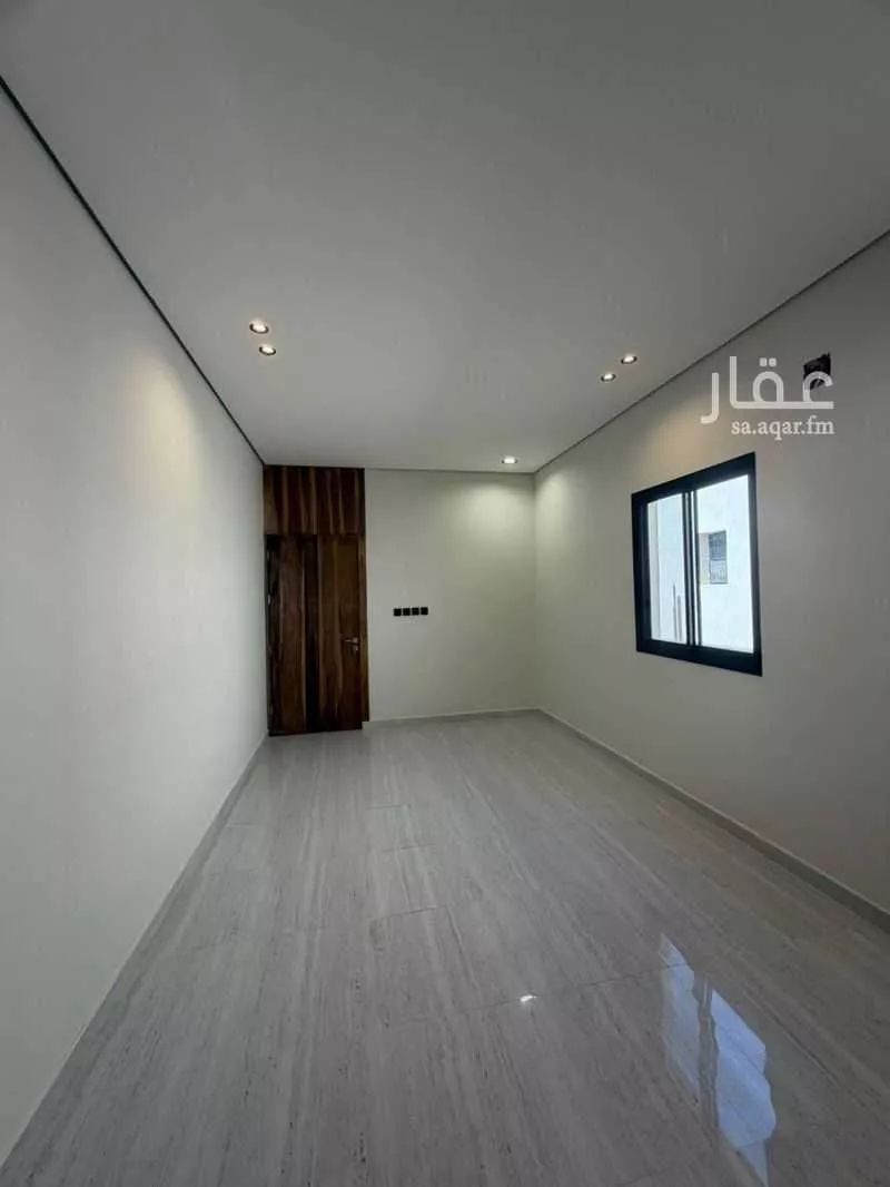 3 bedroom floor in Al Qadisiyah 10