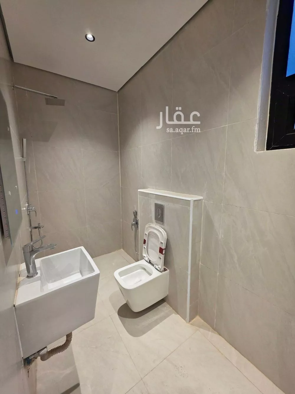 4 bedroom apartment in Al Rimal 12