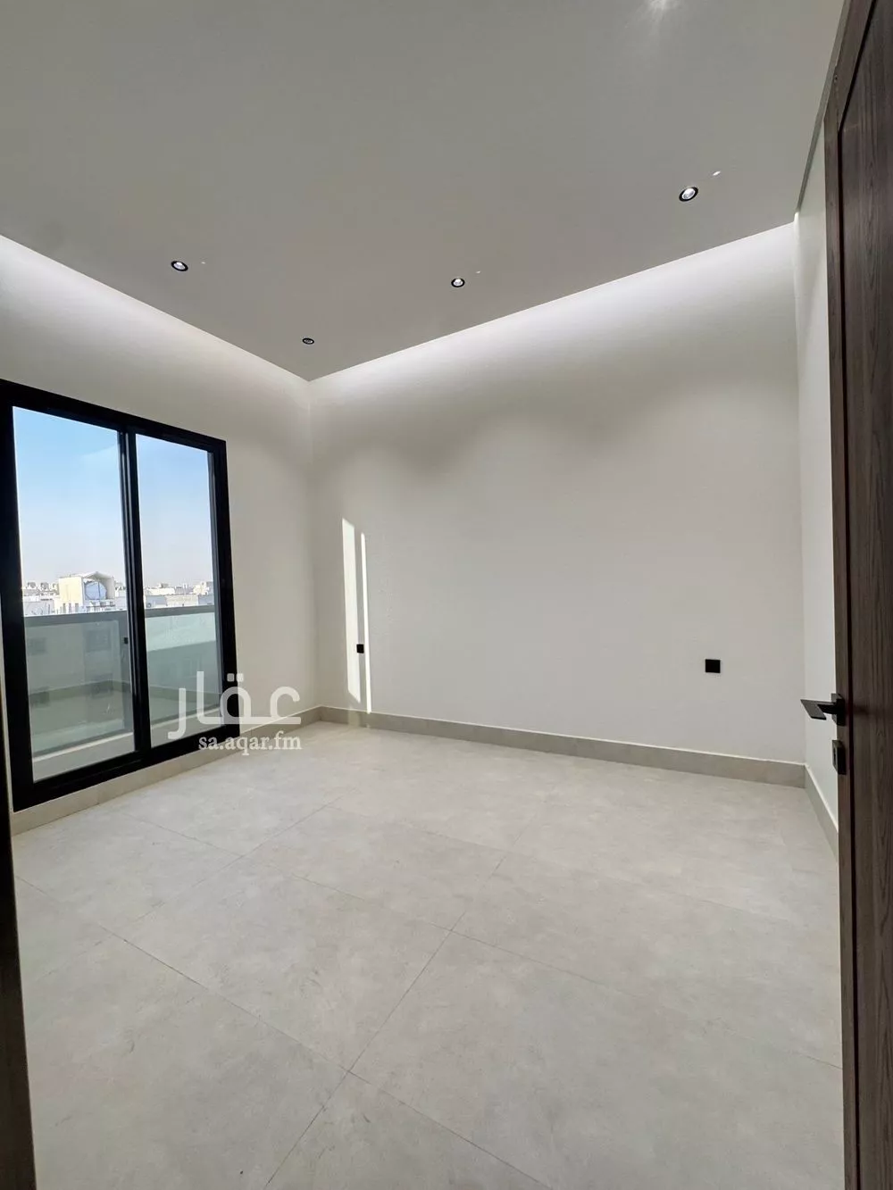 4 bedroom apartment in Dhahrat Laban 14