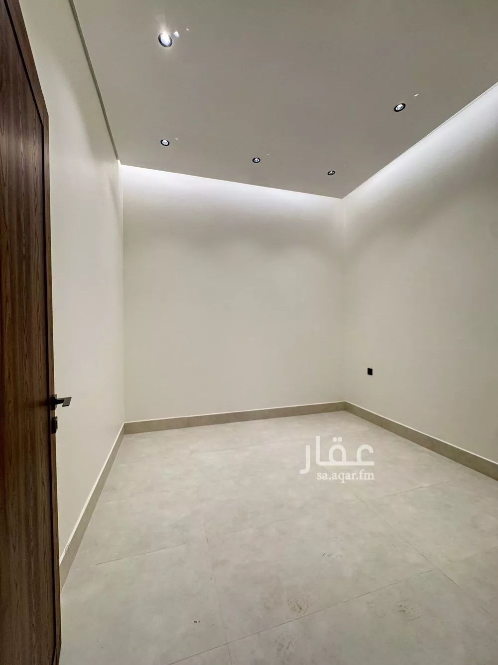 4 bedroom apartment in Dhahrat Laban 17