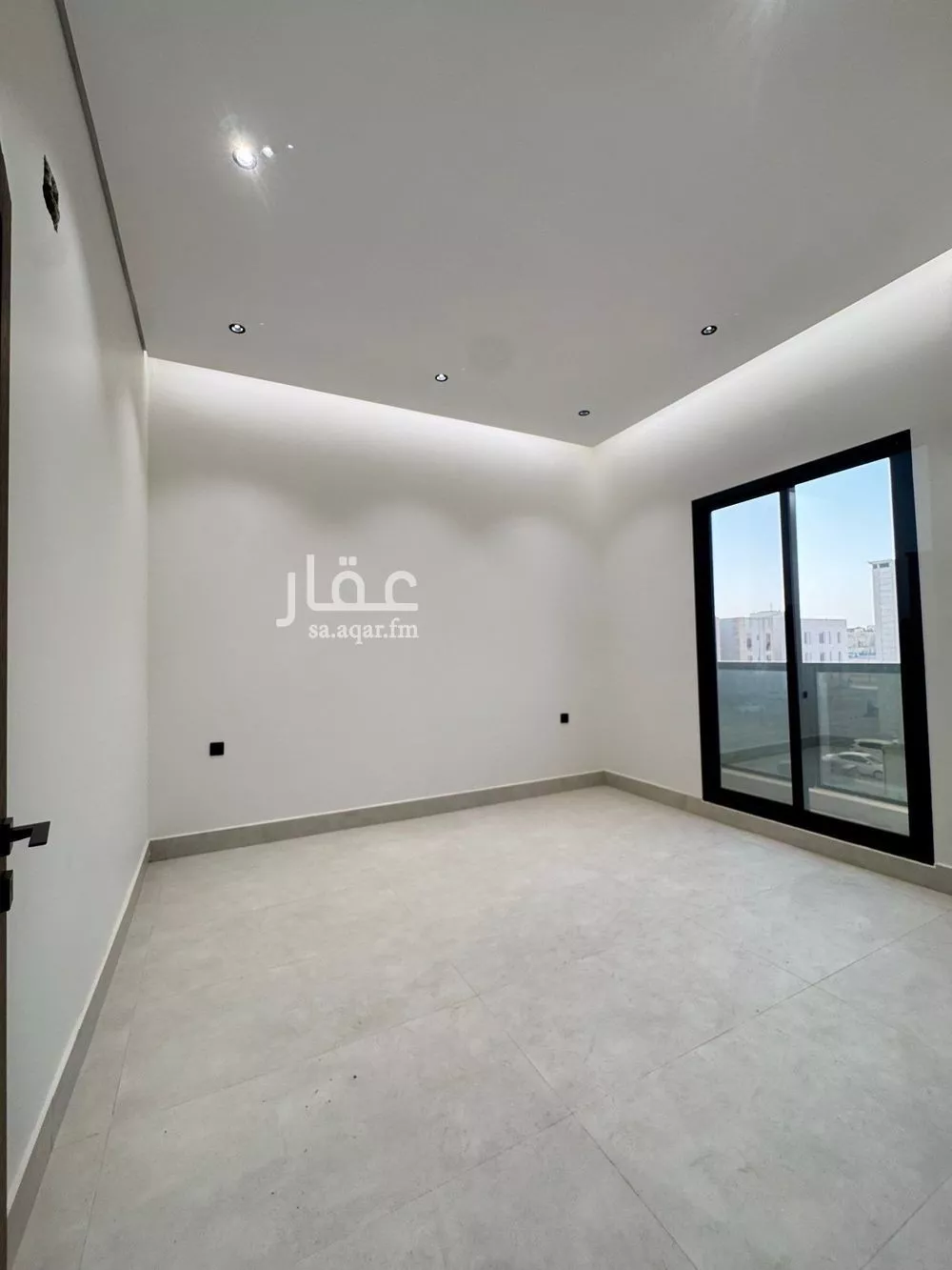 4 bedroom apartment in Dhahrat Laban 6