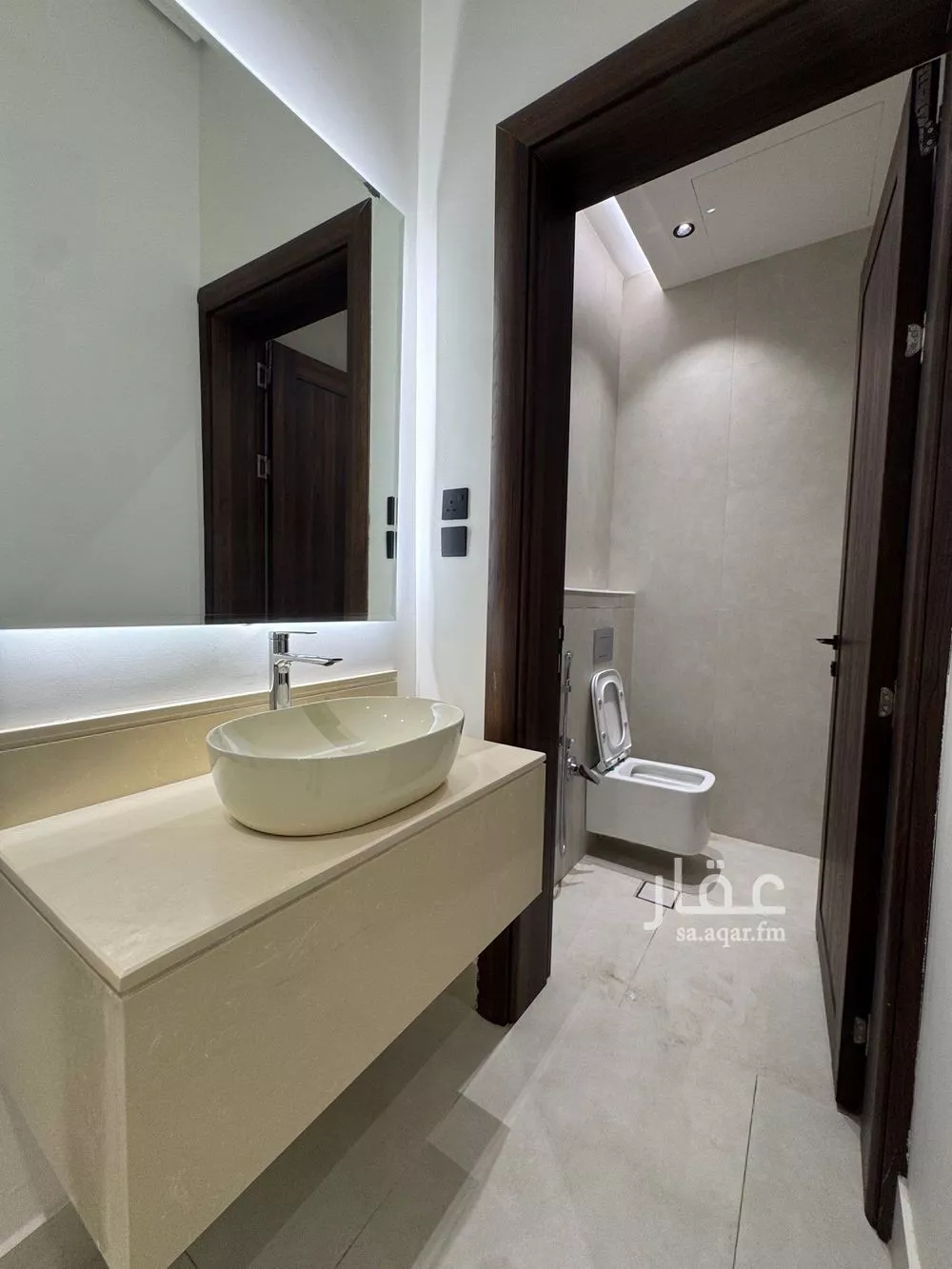 4 bedroom apartment in Dhahrat Laban 8