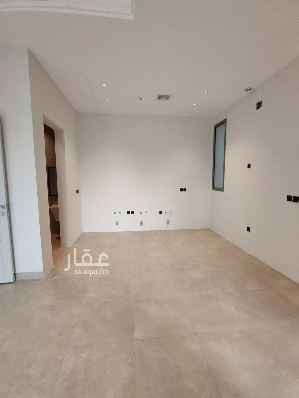 4 bedroom apartment in Al Yarmouk 14