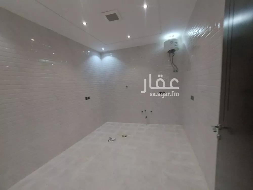3 bedroom apartment in Tuwaiq, Riyadh 12