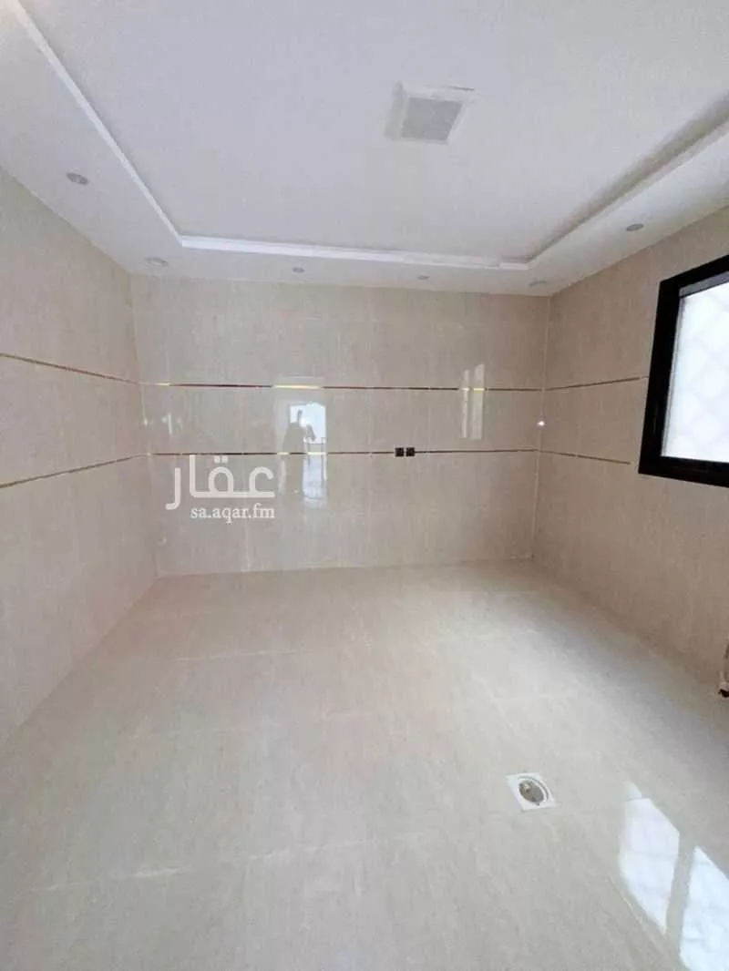 شقة 5 غرف في بدر 4