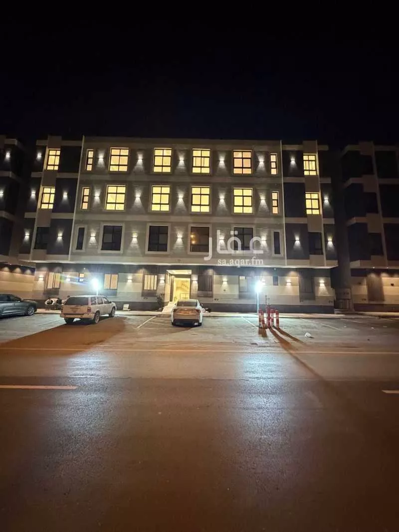 4 bedroom floor in Badr 2
