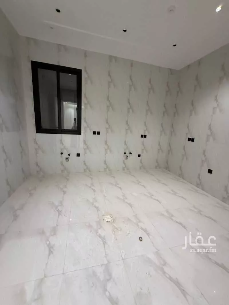 4 bedroom floor in Badr 4