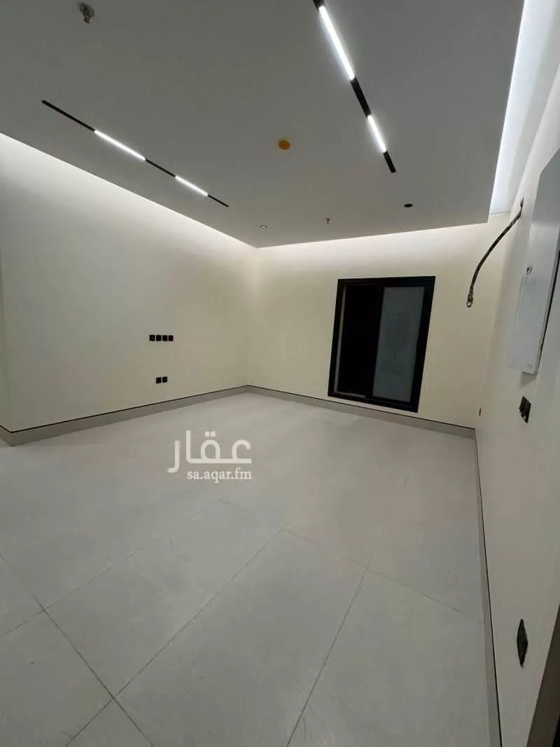 3 bedroom apartment in King Fahd, Riyadh 8