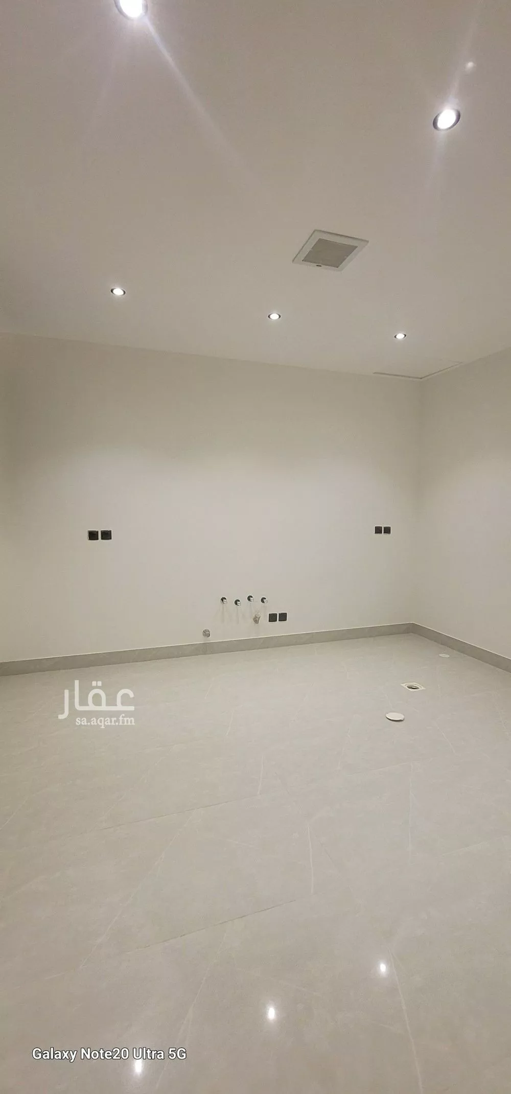 3 bedroom apartment in Al Janadriyah 7