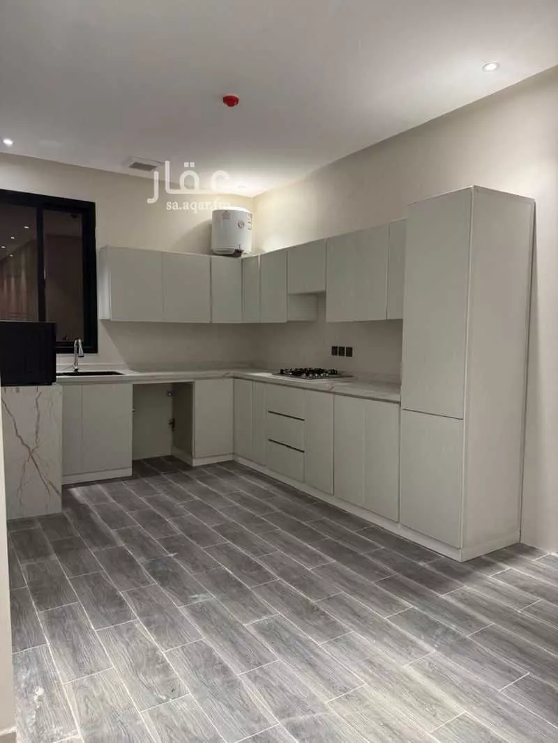 3 bedroom apartment in Tuwaiq, Riyadh 6
