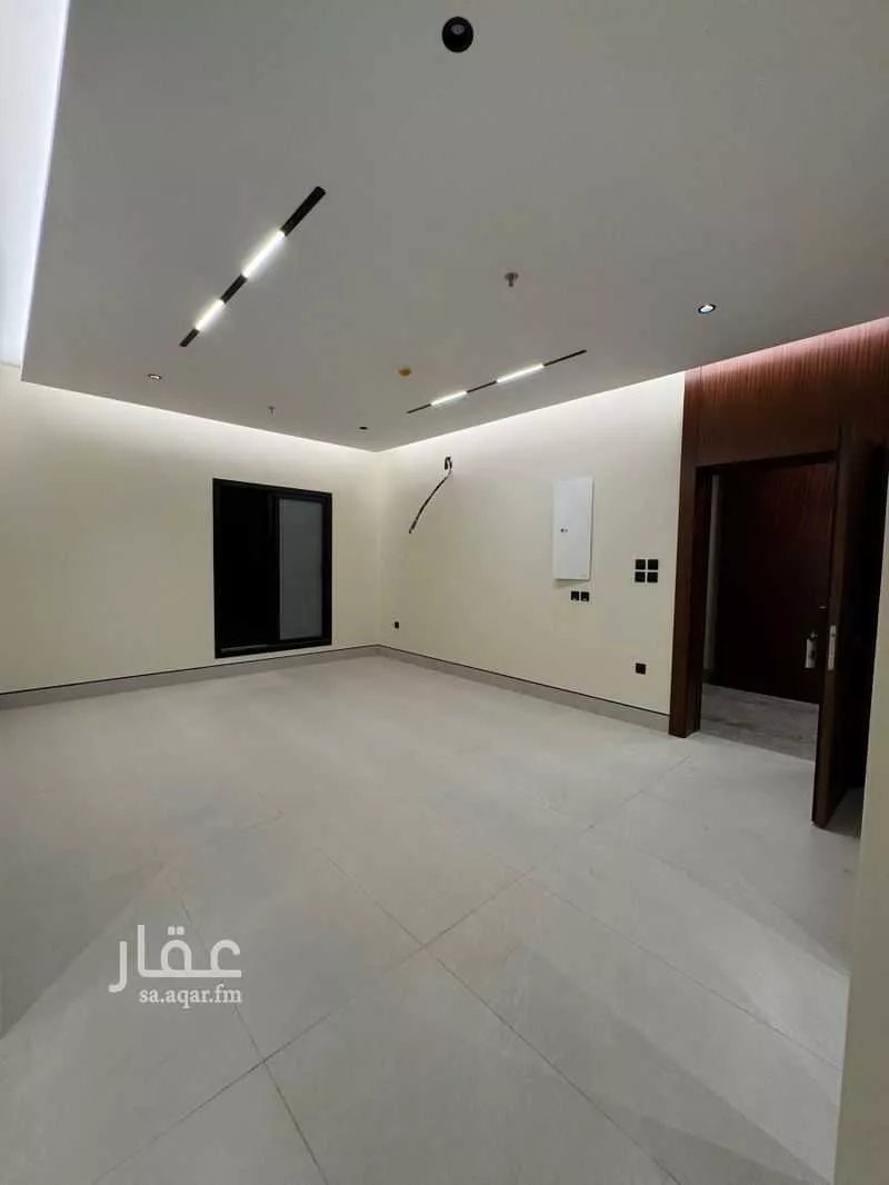 3 bedroom apartment in King Fahd 8