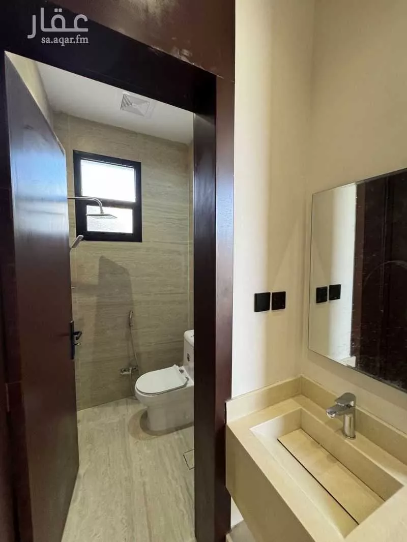 5 bedroom floor in Ash Sharq 2
