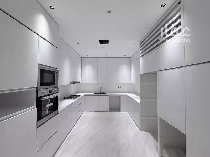 3 bedroom apartment in King Faisal 4