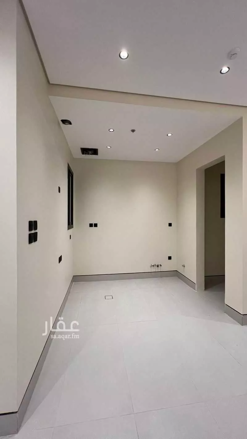 3 bedroom apartment in King Fahd 2