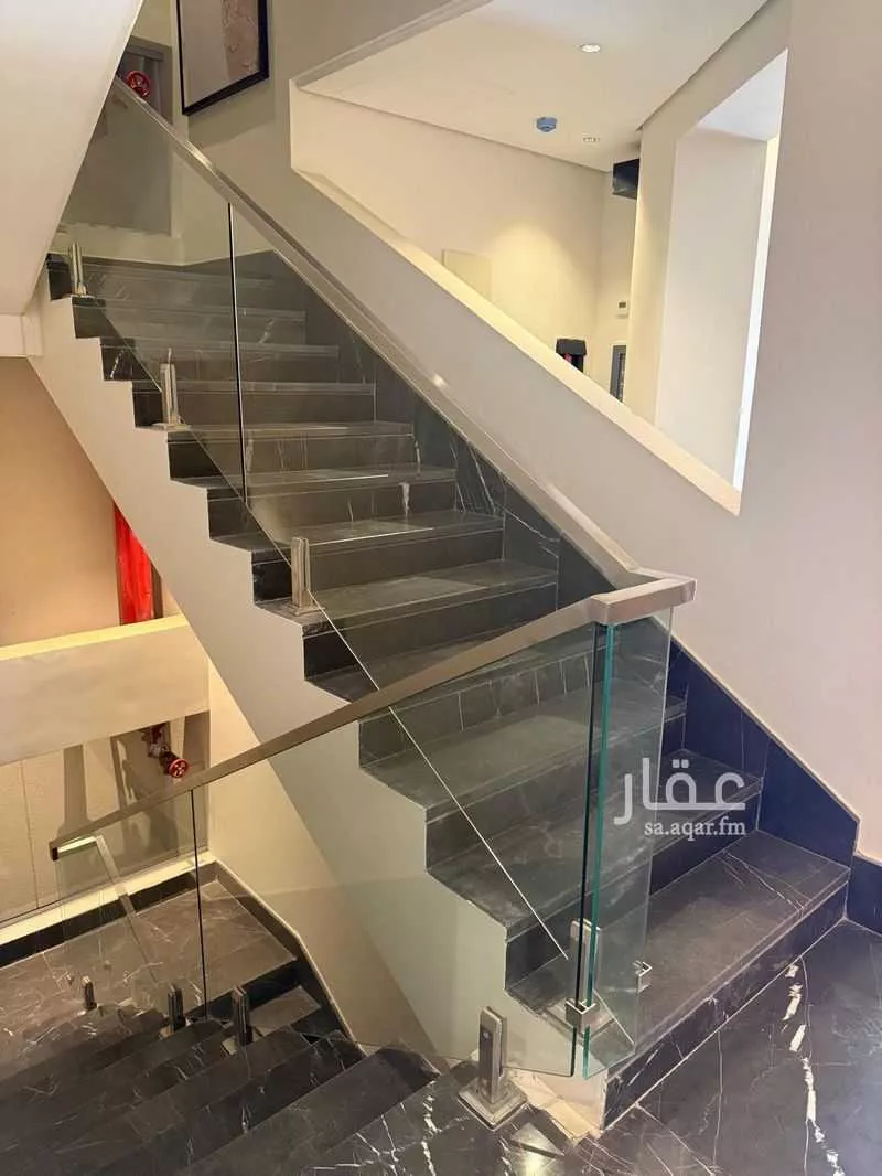 شقة 4 غرف في العارض 2