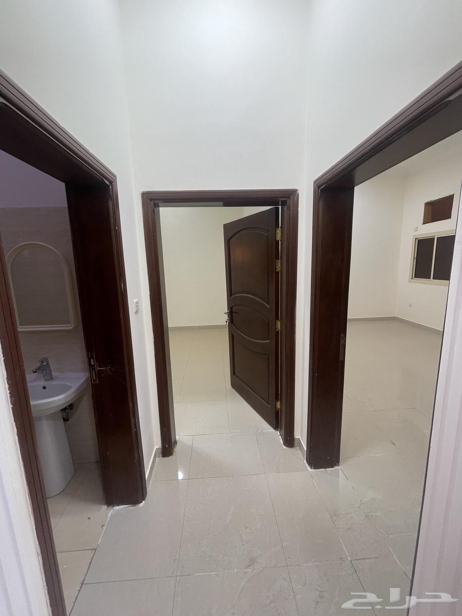3 bedroom apartment in Ayn Al Khayf, Madinah 5