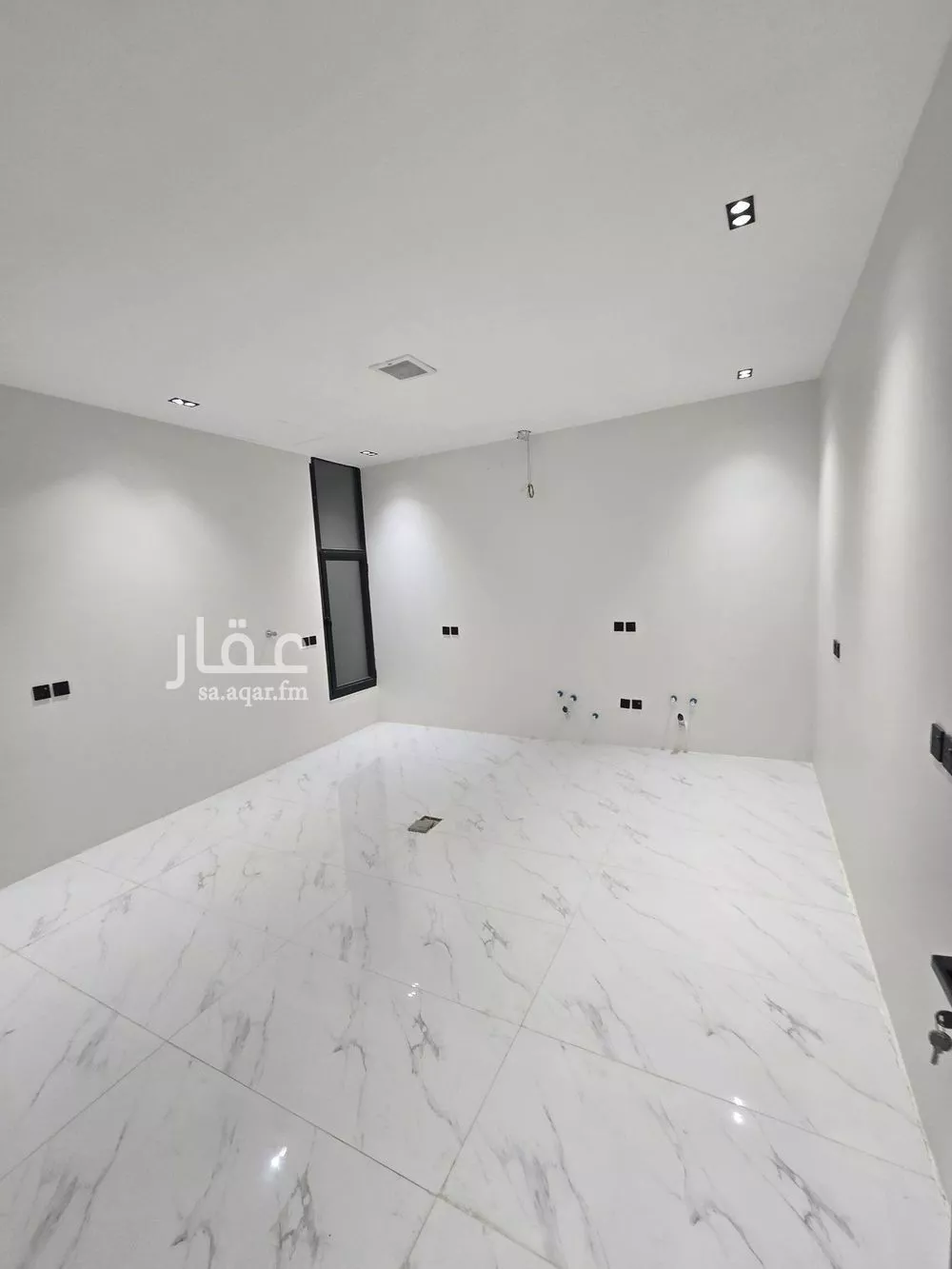 دور 3 غرف في المونسية 7
