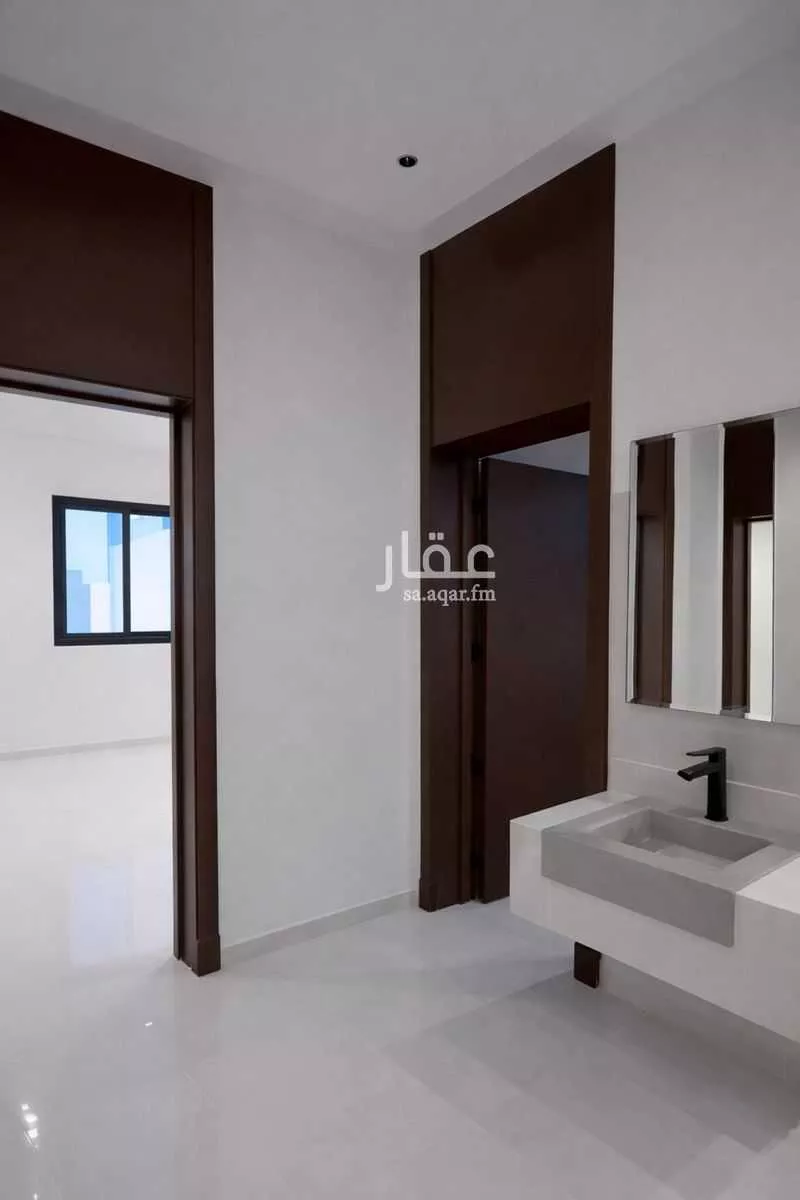 2 bedroom apartment in Al Janadriyah 6
