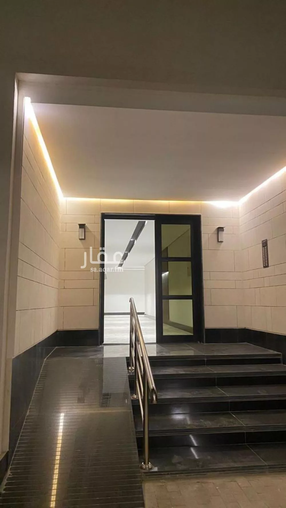 3 bedroom apartment in Al Malqa 6