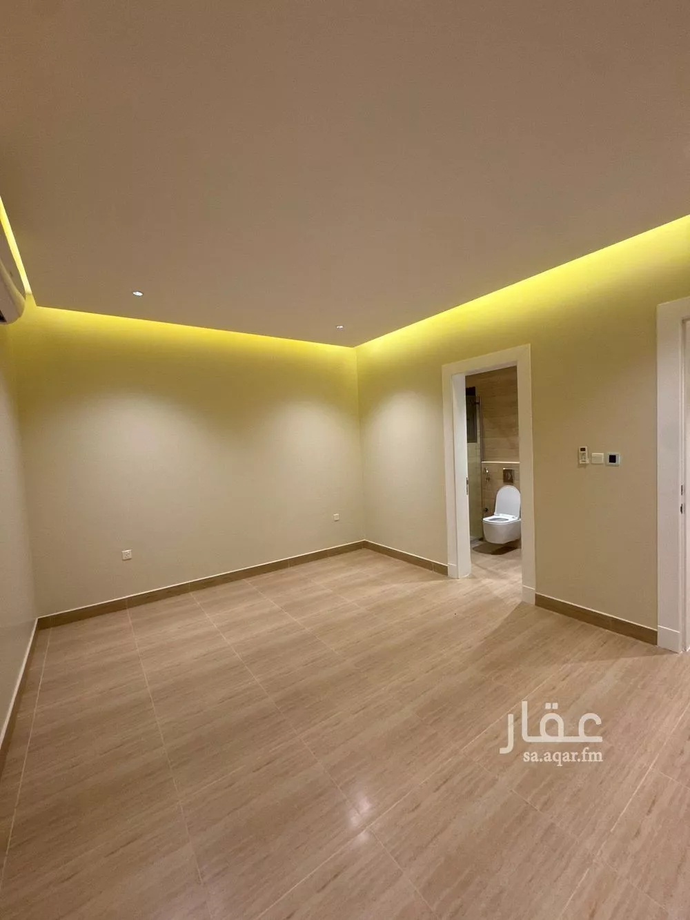 3 bedroom apartment in Al Shuhada 8