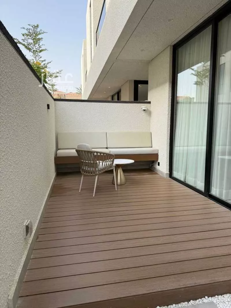 3 bedroom apartment in Umm Al Hamam Al Gharbi 3