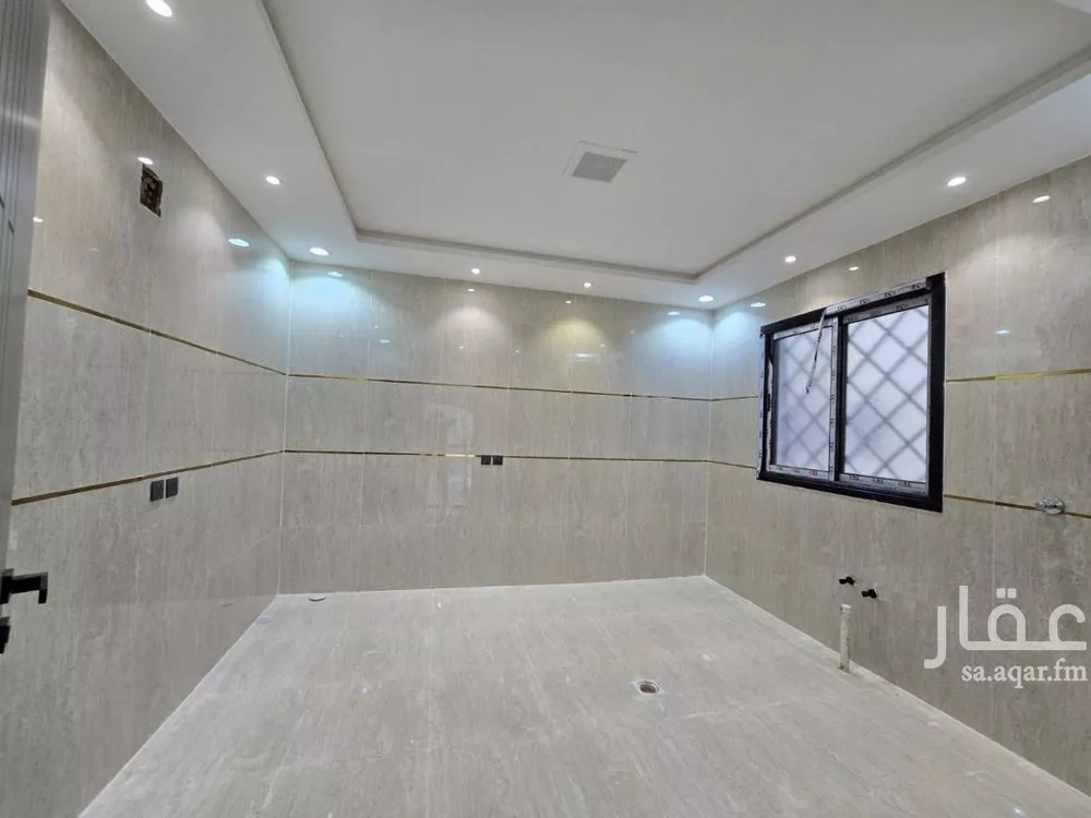 5 bedroom floor in Badr 4