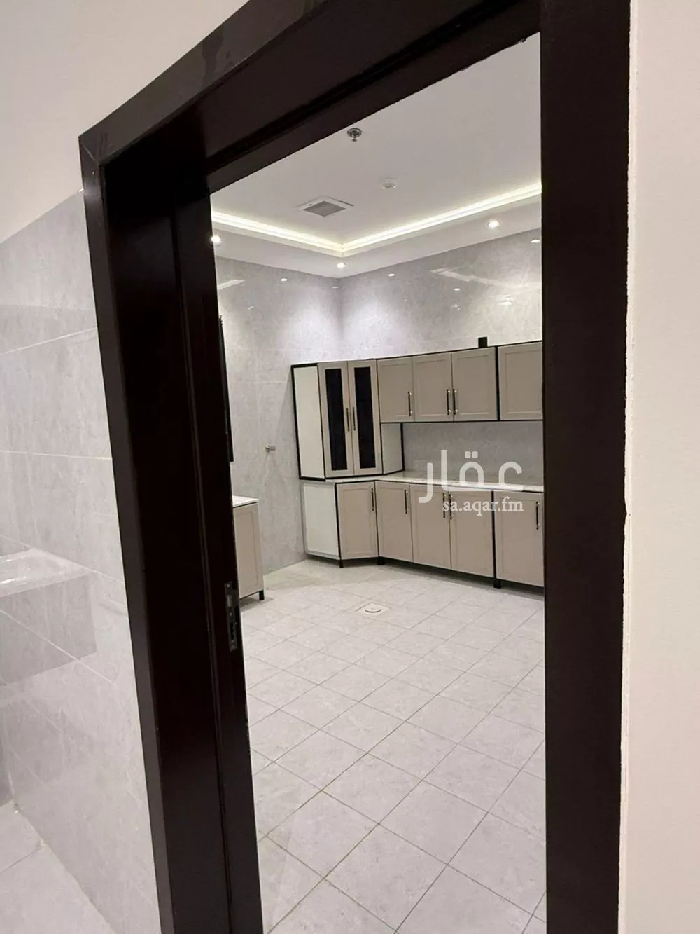 4 bedroom apartment in Al Rimal 16