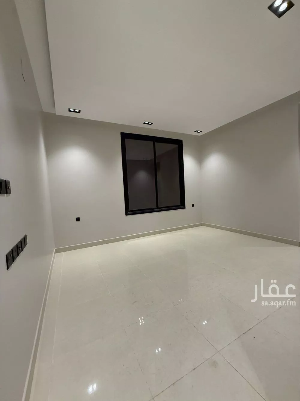 5 bedroom apartment in Al Yarmouk 6