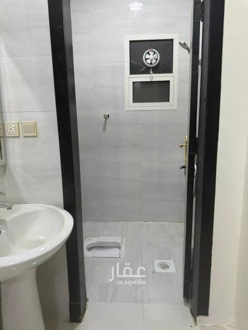دور 3 غرف في السعادة 6