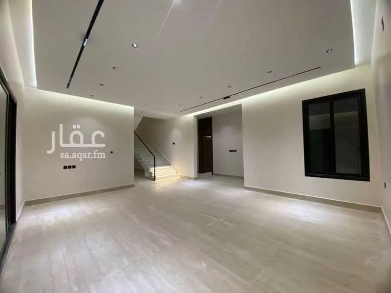 6 bedroom floor in Badr 8