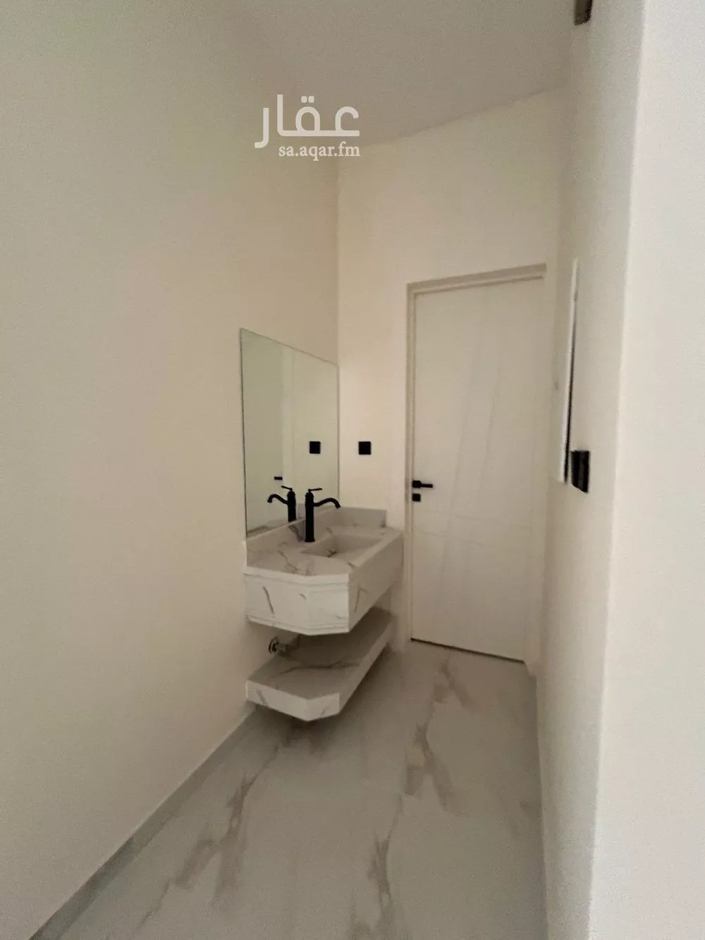 4 bedroom apartment in Al Zahrah 9
