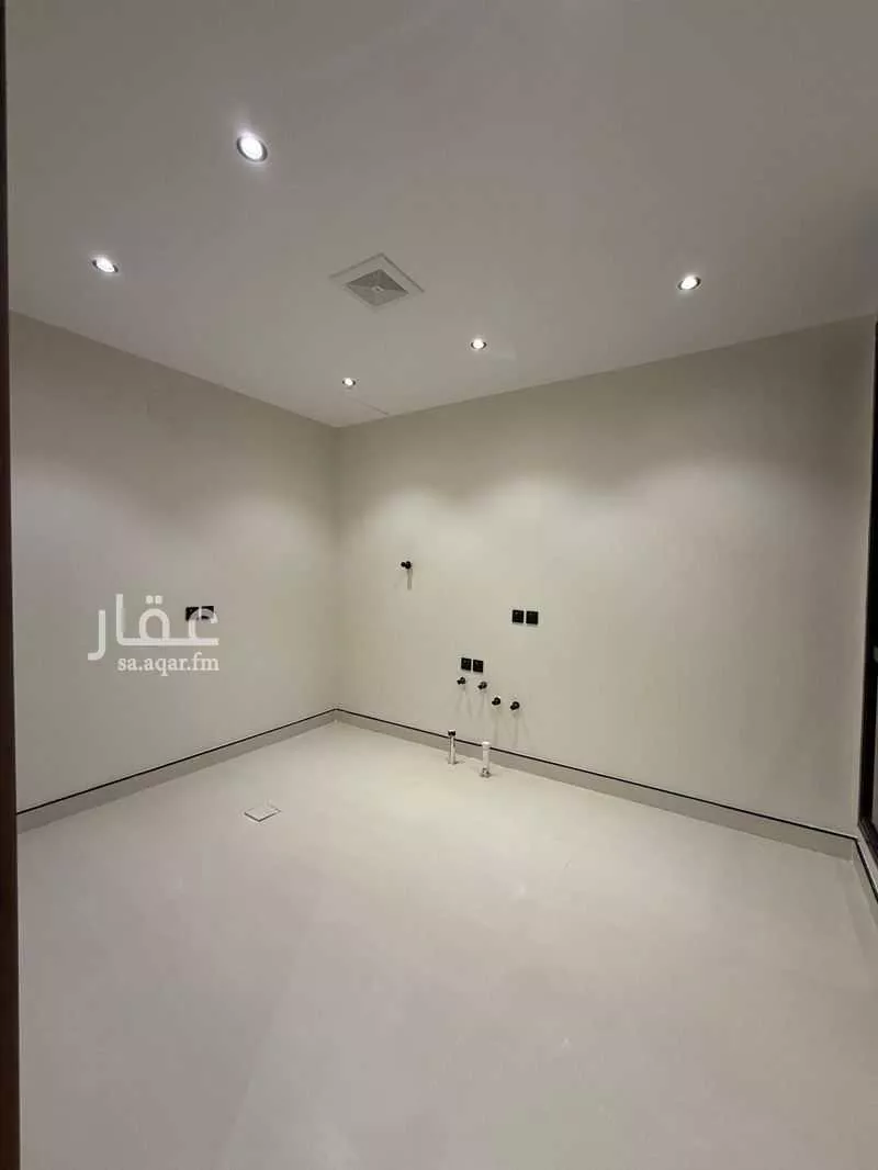 5 bedroom apartment in Al Janadriyah 7