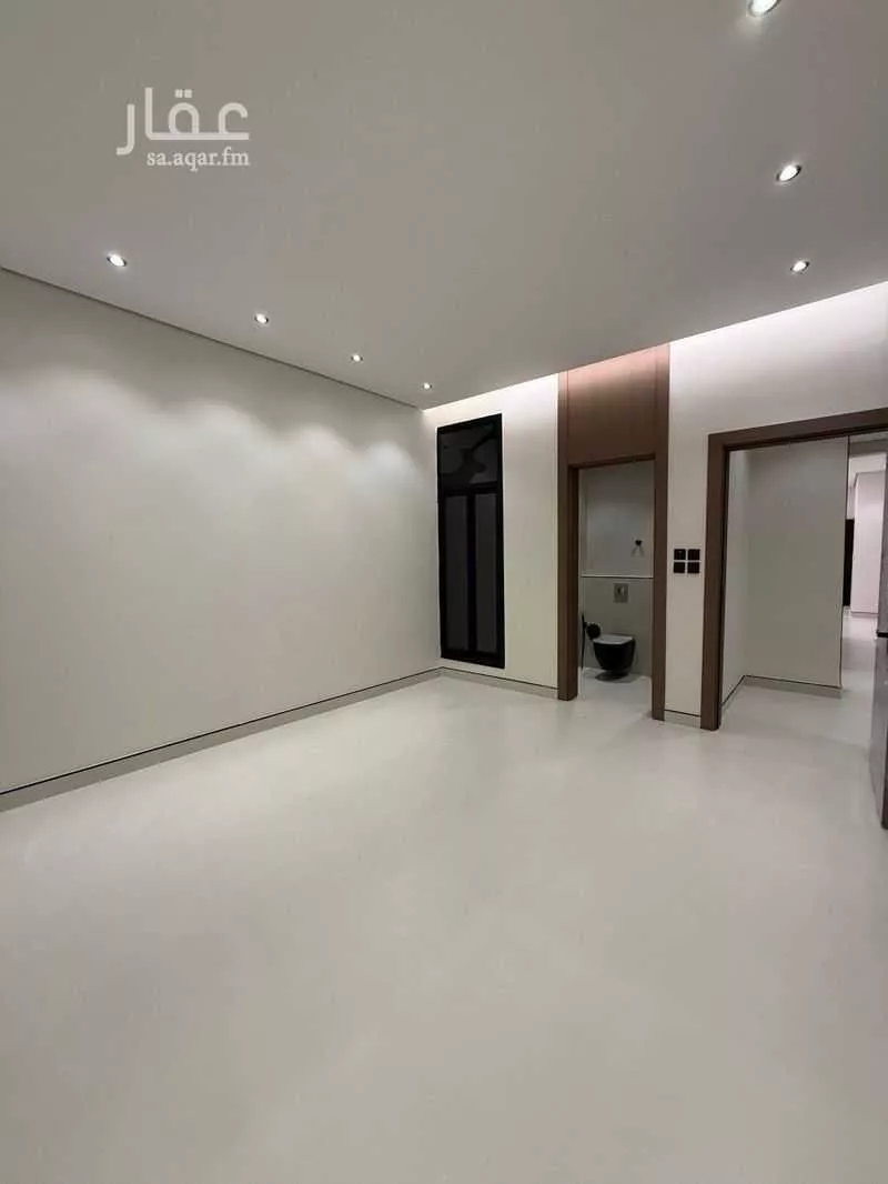 5 bedroom apartment in Al Janadriyah 9