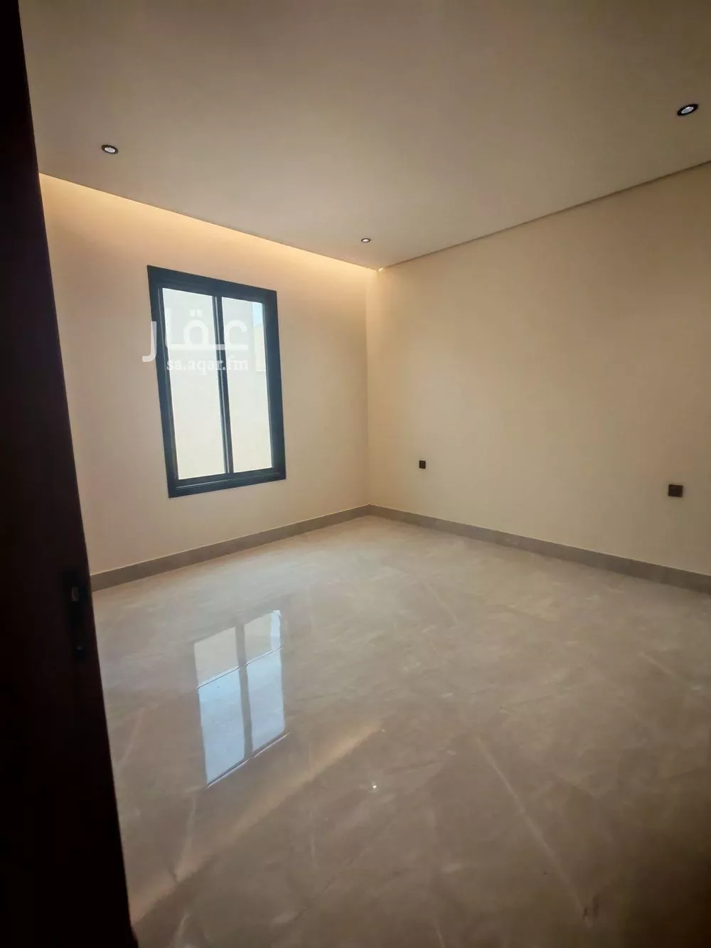 دور 4 غرف في الرمال 11