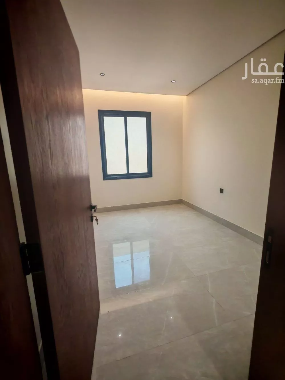 دور 4 غرف في الرمال 10