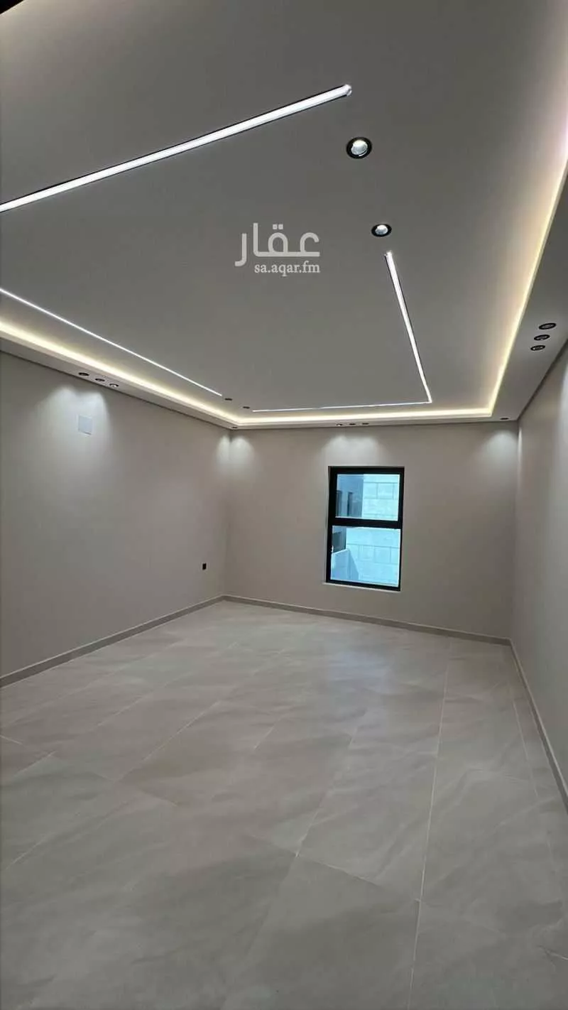 5 bedroom apartment in Al Maizilah 7