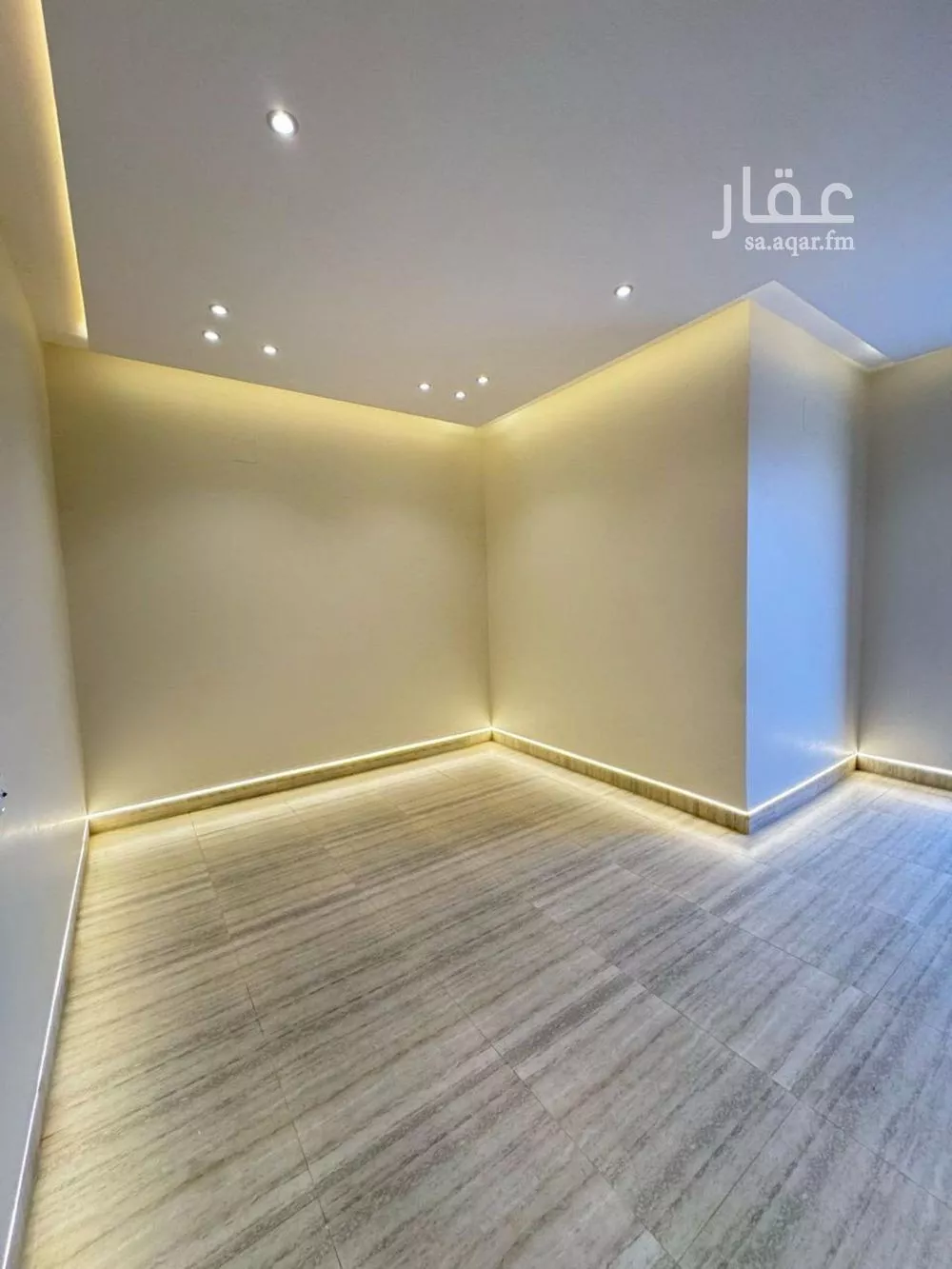 شقة 5 غرف في الرمال 10
