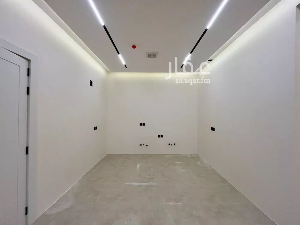 3 bedroom apartment in Al Mahdiyyah 9