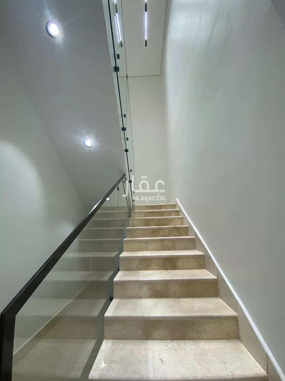 5 bedroom villa in Al Salam 16