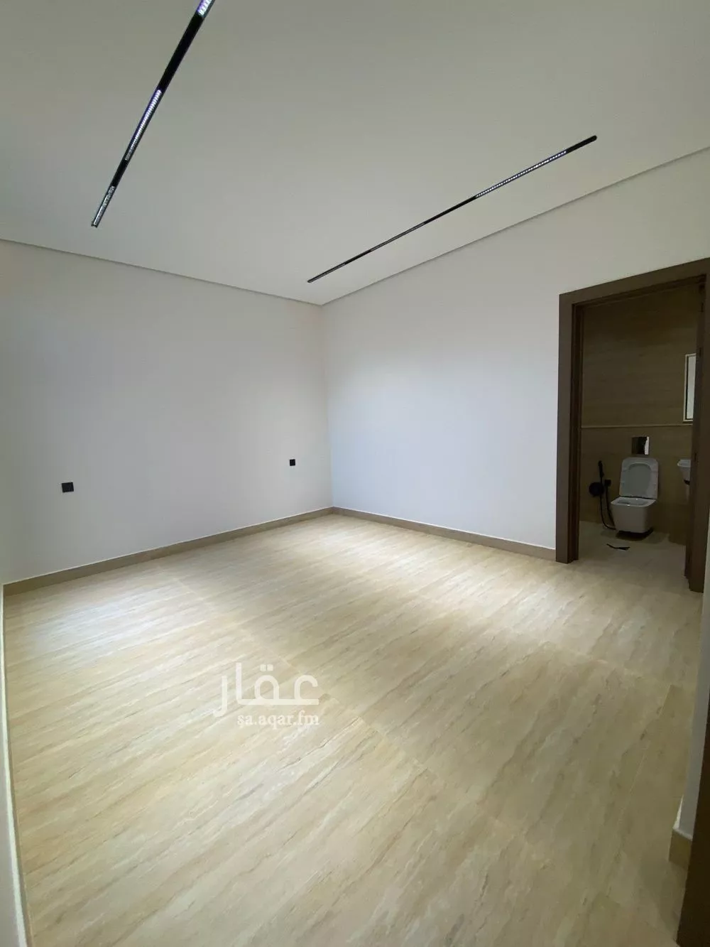5 bedroom villa in Al Salam 21