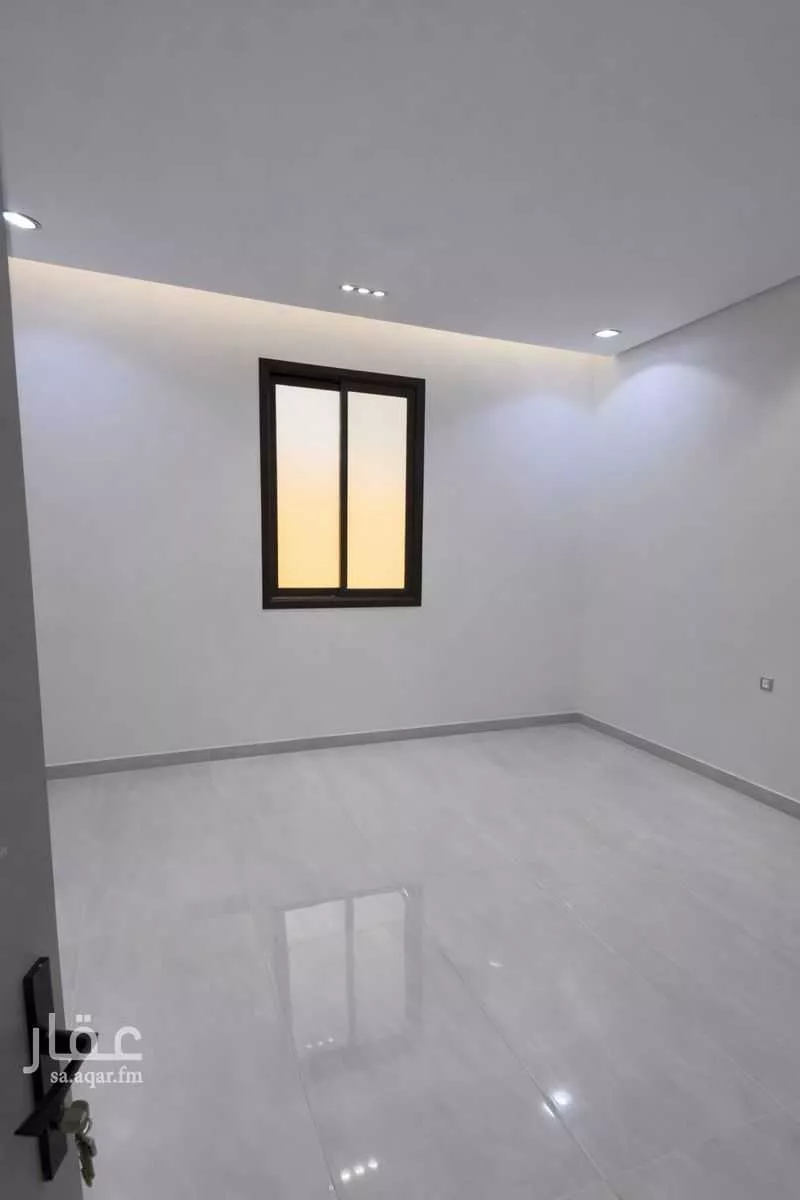 5 bedroom apartment in Ash Sharq 17