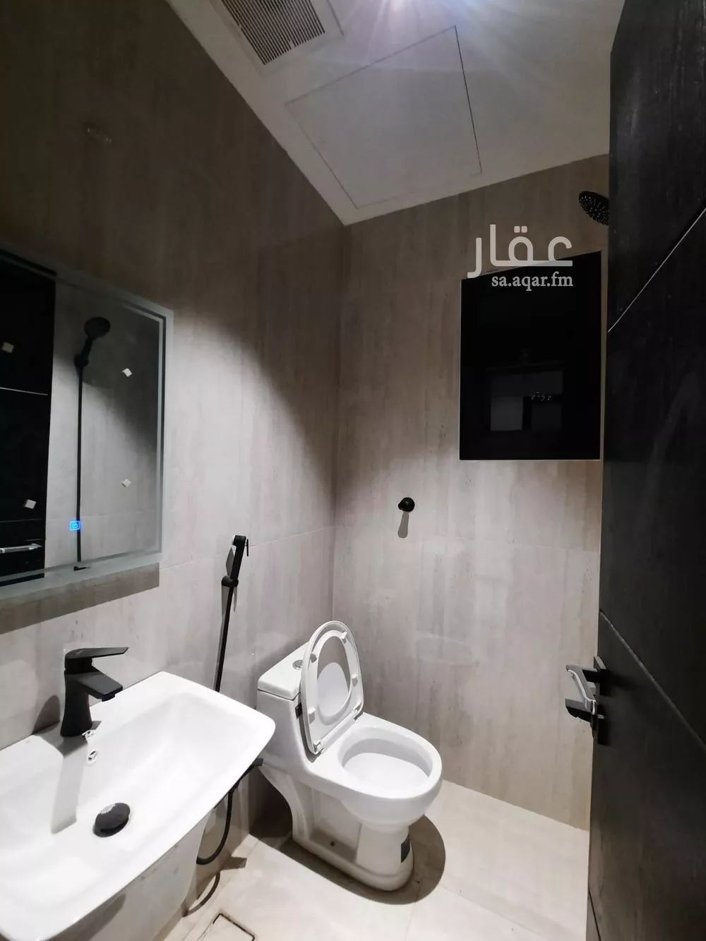 2 bedroom floor in Tuwaiq 6