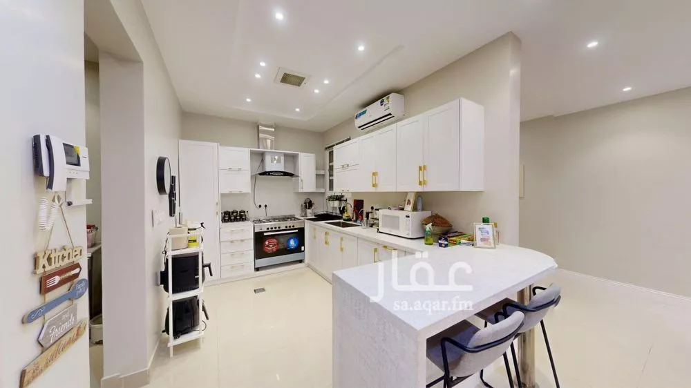 3 bedroom apartment in Al Malqa 3