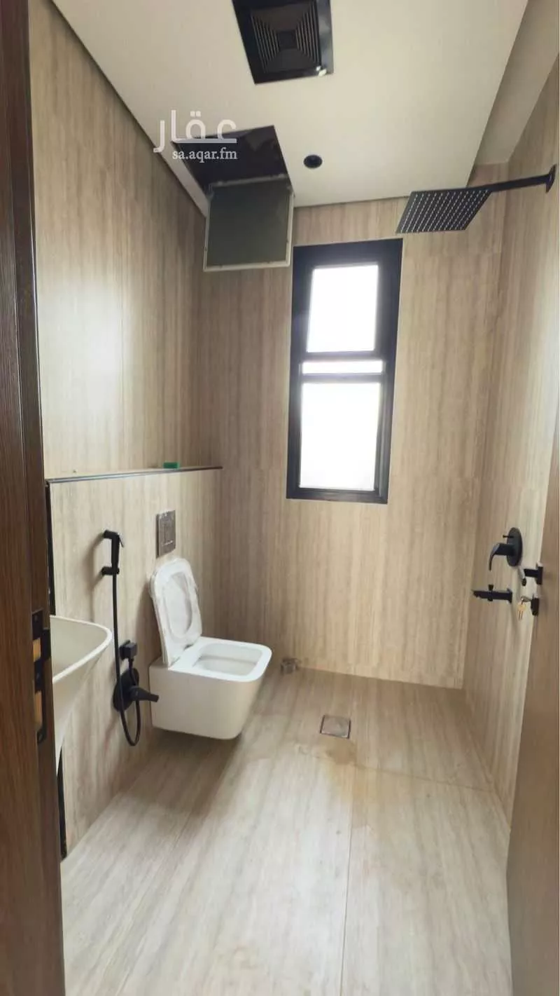 3 bedroom floor in As Suwaidi Al Gharabi 7