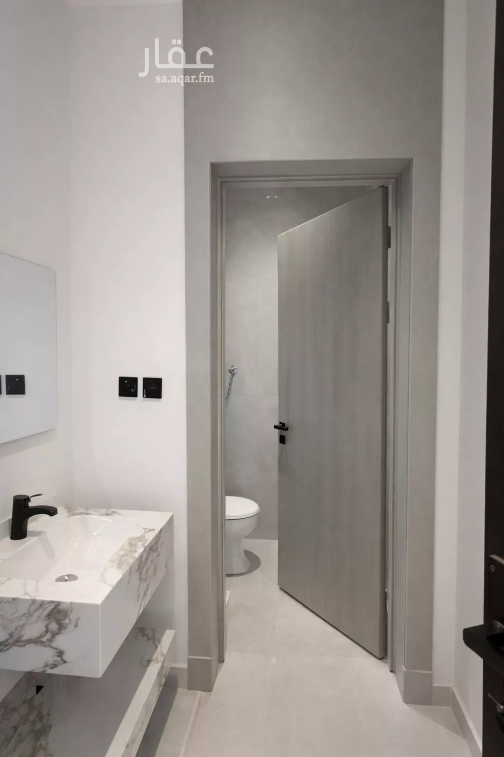 3 bedroom apartment in Al Janadriyah 8