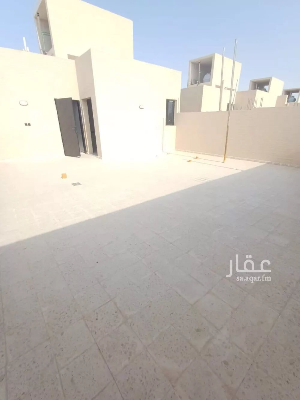شقة 2 غرف في الشرق 7