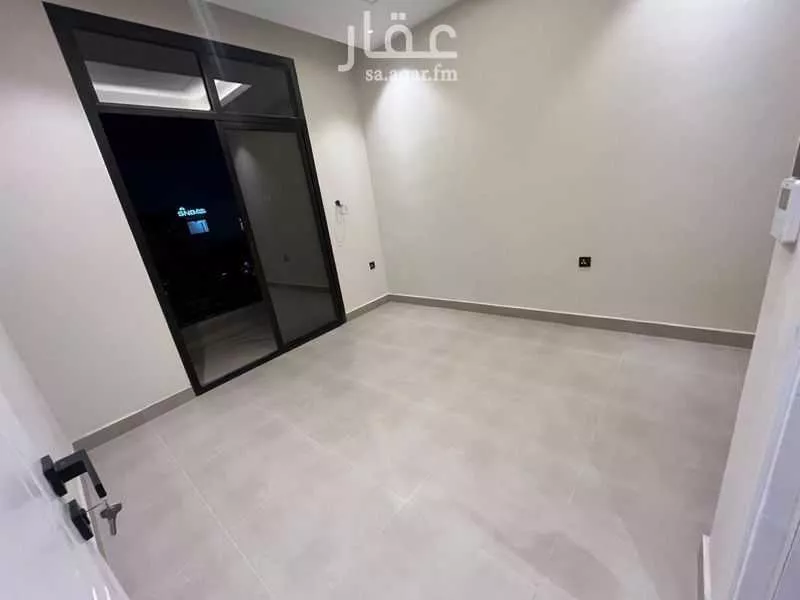 شقة 3 غرف في العليا 5