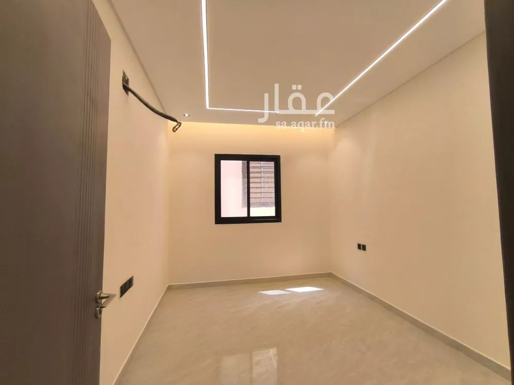 شقة 4 غرف في بدر 12